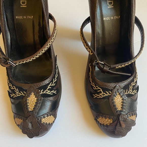 Fendi shoes - Picture 3 of 11